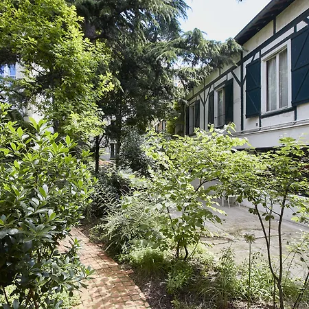 Eden Lodge Paris-3